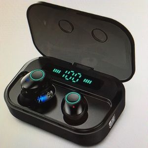 Wireless Bluetooth earbuds